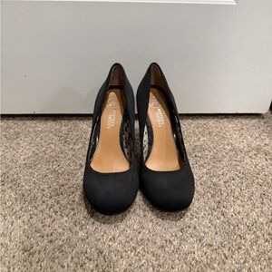 Comfort Plus by Predictions Black Heels